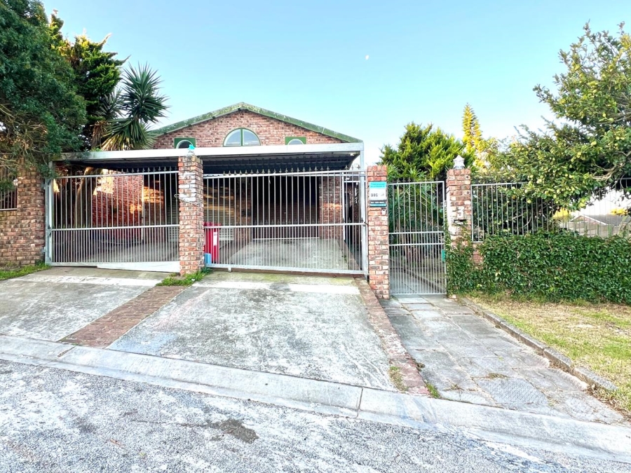 3 Bedroom Property for Sale in Sherwood Eastern Cape